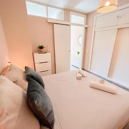 Cozy & Sunny Carihuela Park Apartment *